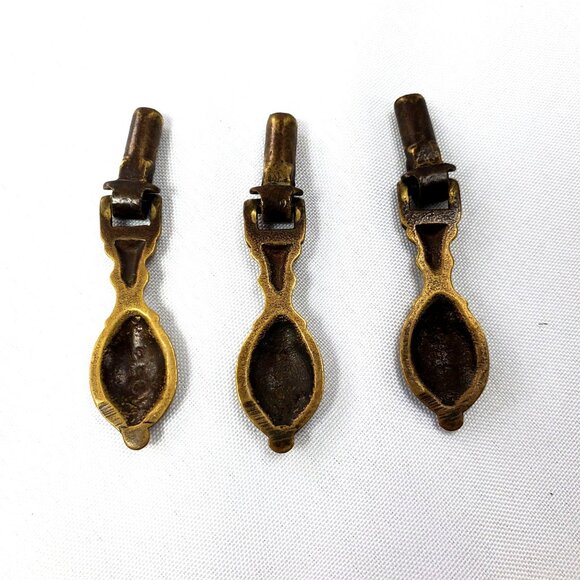 VTG Brass Drawer Pull Handles Knobs Brass Metal 1940's Set of 3 Measures 2.5" - Picture 4 of 4